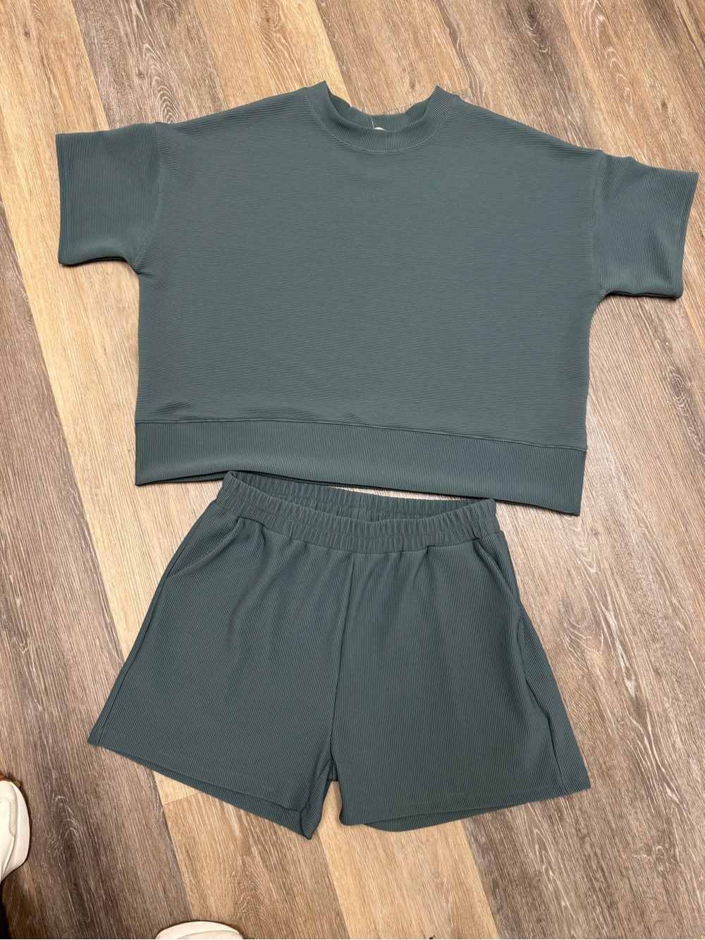 Zenana Outfitters Short Sleeve Sweatshirt & Shorts Set in Dark Green - Picture 1 of 3